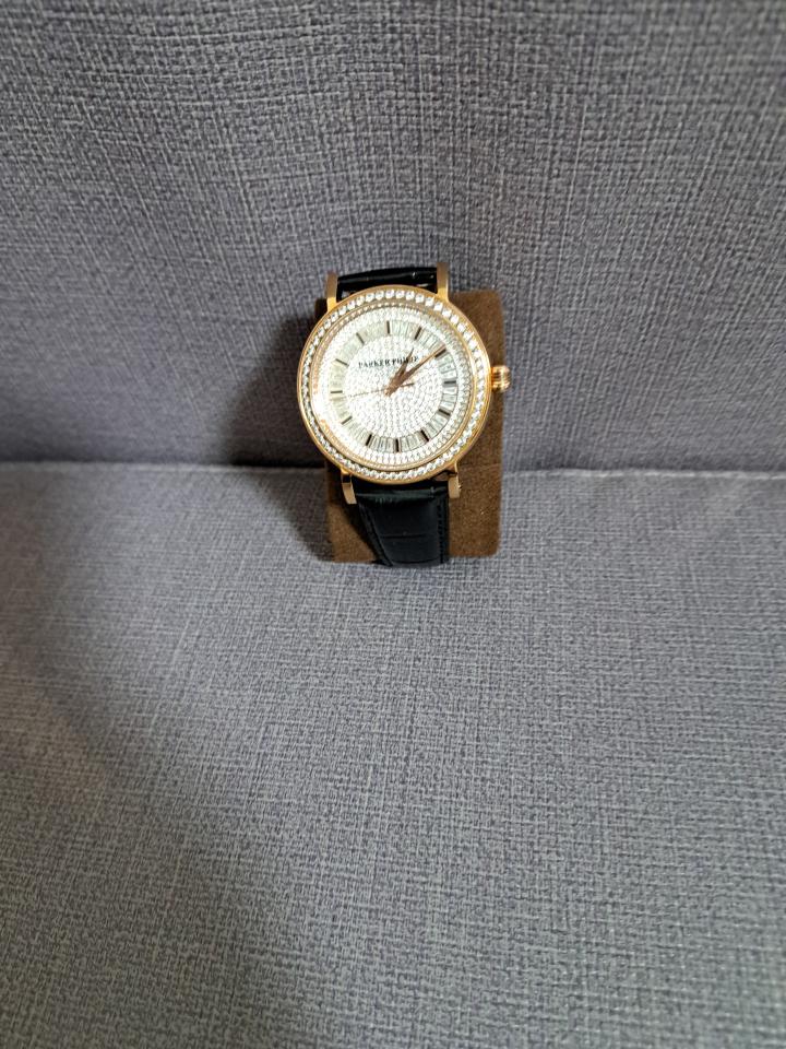 鐘錶行案件圖片