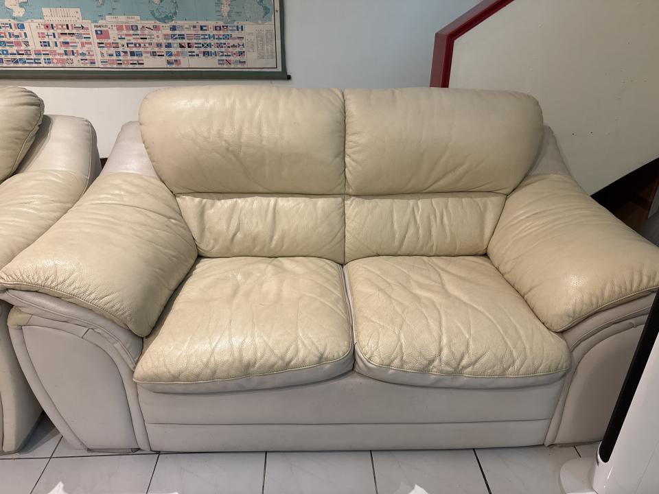 沙發修理案件圖片