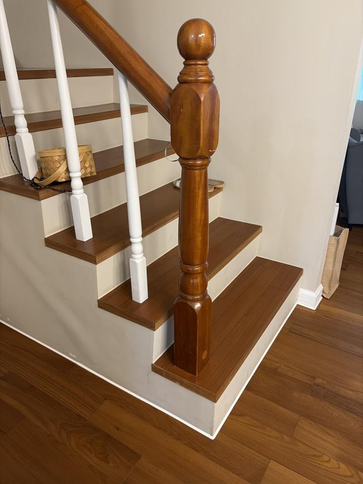 樓梯扶手案件圖片