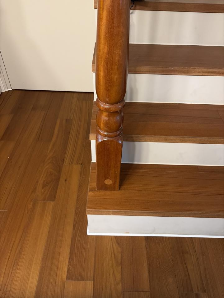 樓梯扶手案件圖片