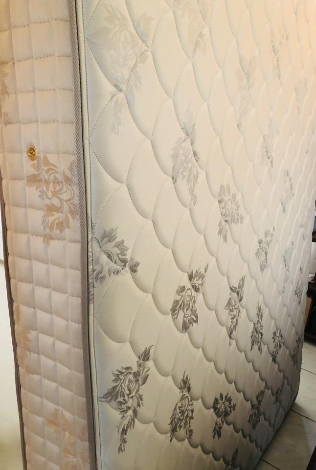 床墊搬運案件圖片