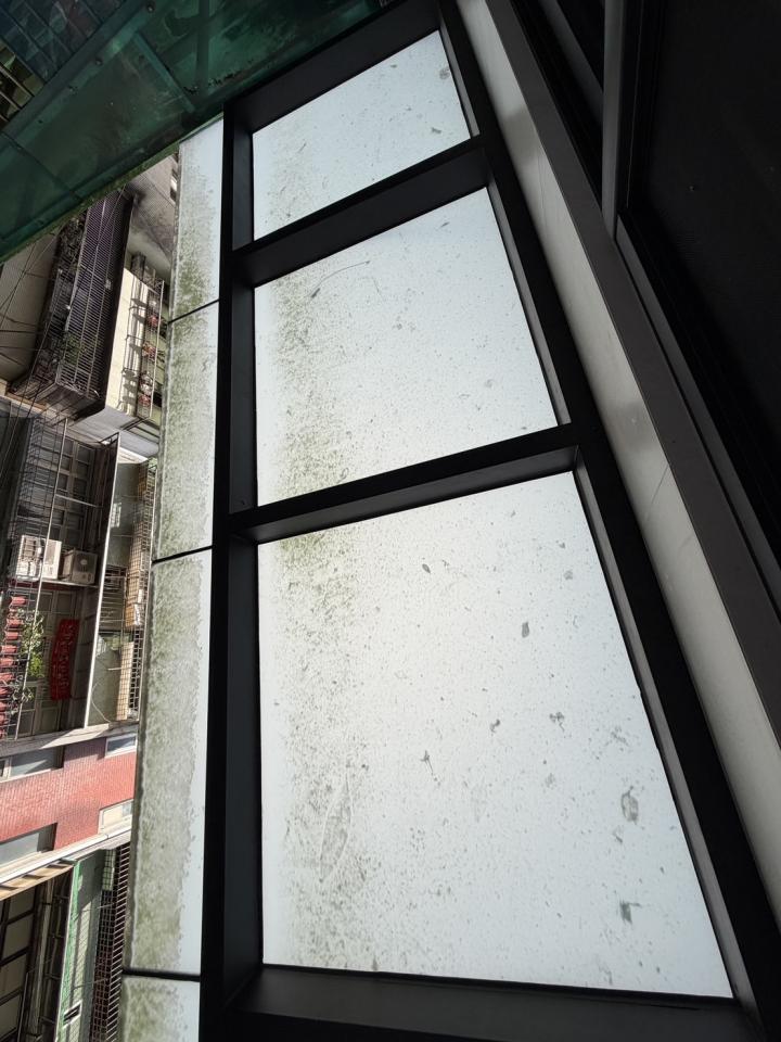 採光罩案件圖片