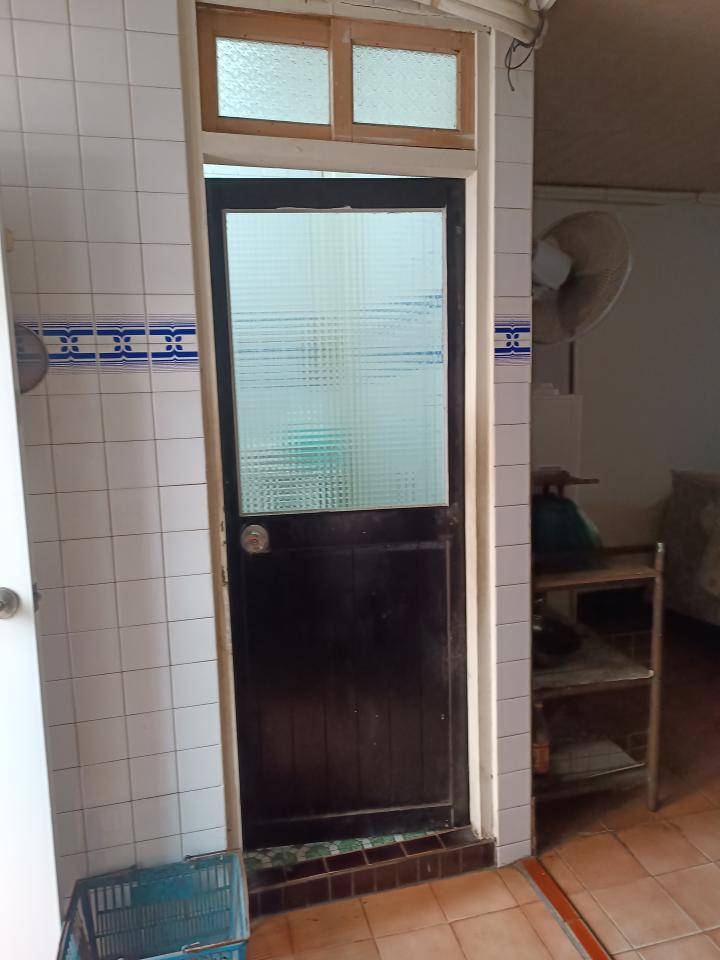 門片安裝案件圖片