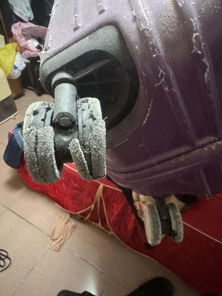 行李箱維修案件圖片