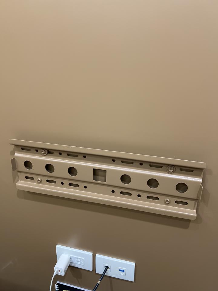 電視壁掛架安裝案件圖片