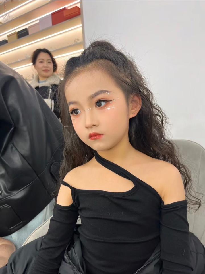 妝髮造型師案件圖片