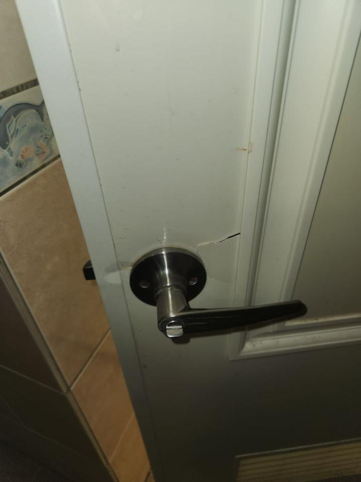 門片維修案件圖片