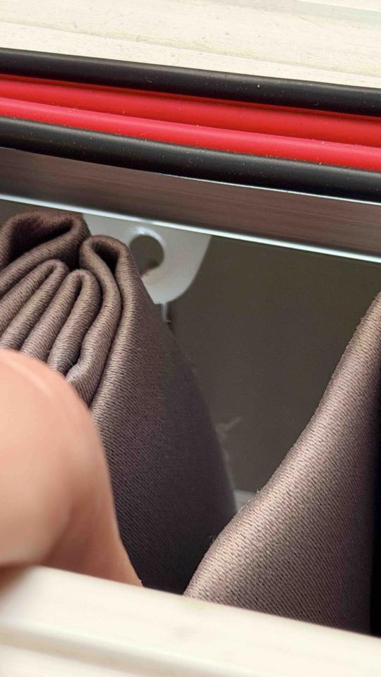 窗簾安裝維修案件圖片