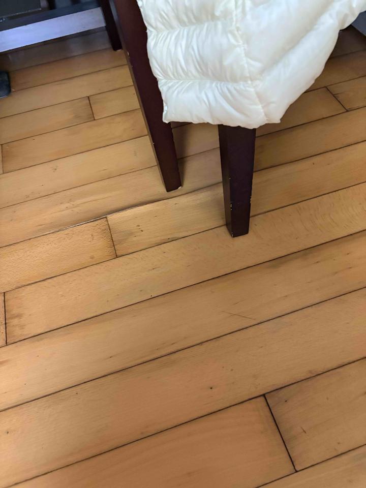 地板維修案件圖片