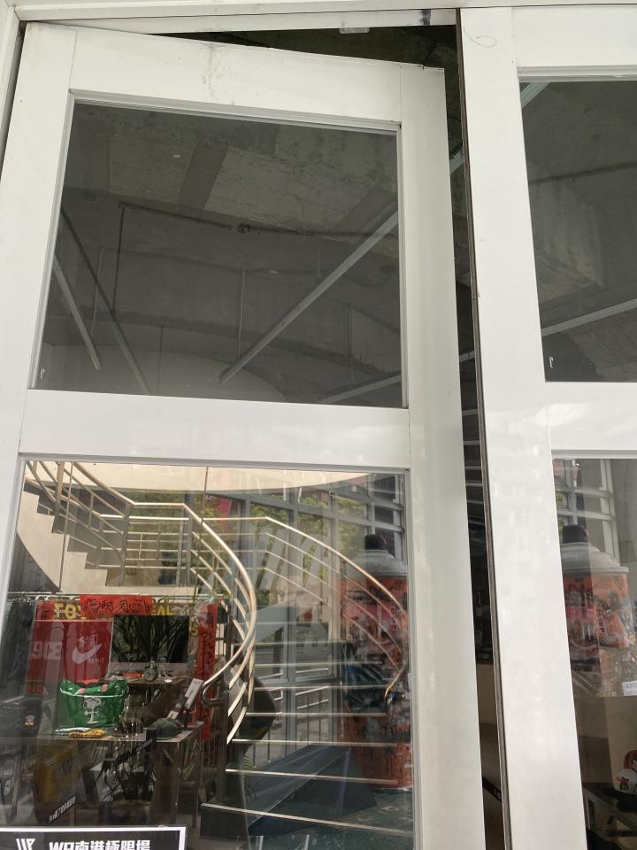 門片維修案件圖片