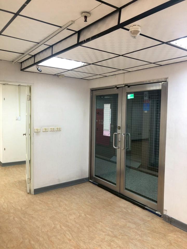 壁紙清除案件圖片