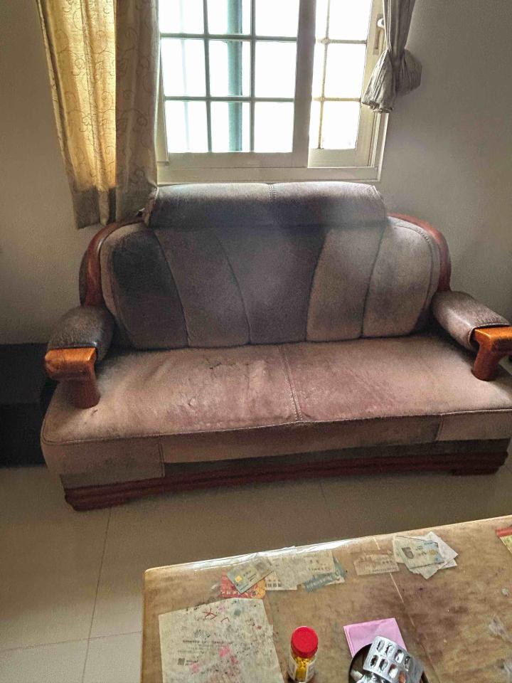 沙發修理案件圖片