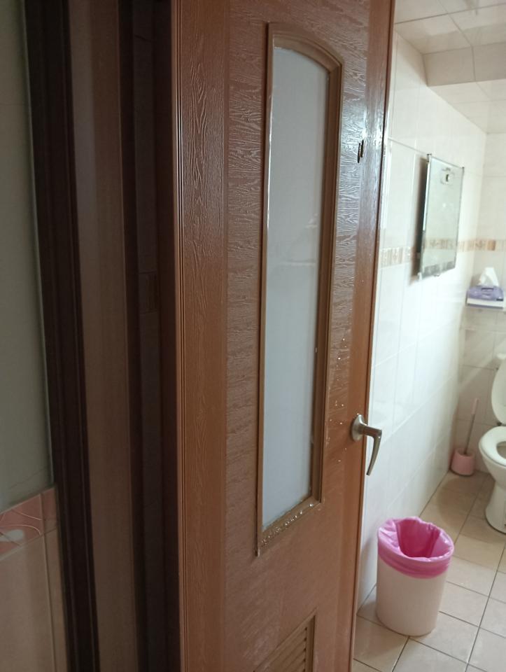 浴室門案件圖片