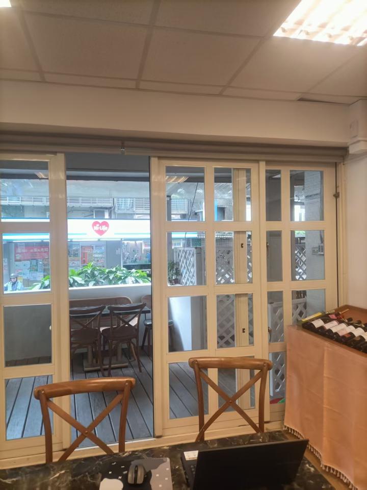 電視壁掛架安裝案件圖片