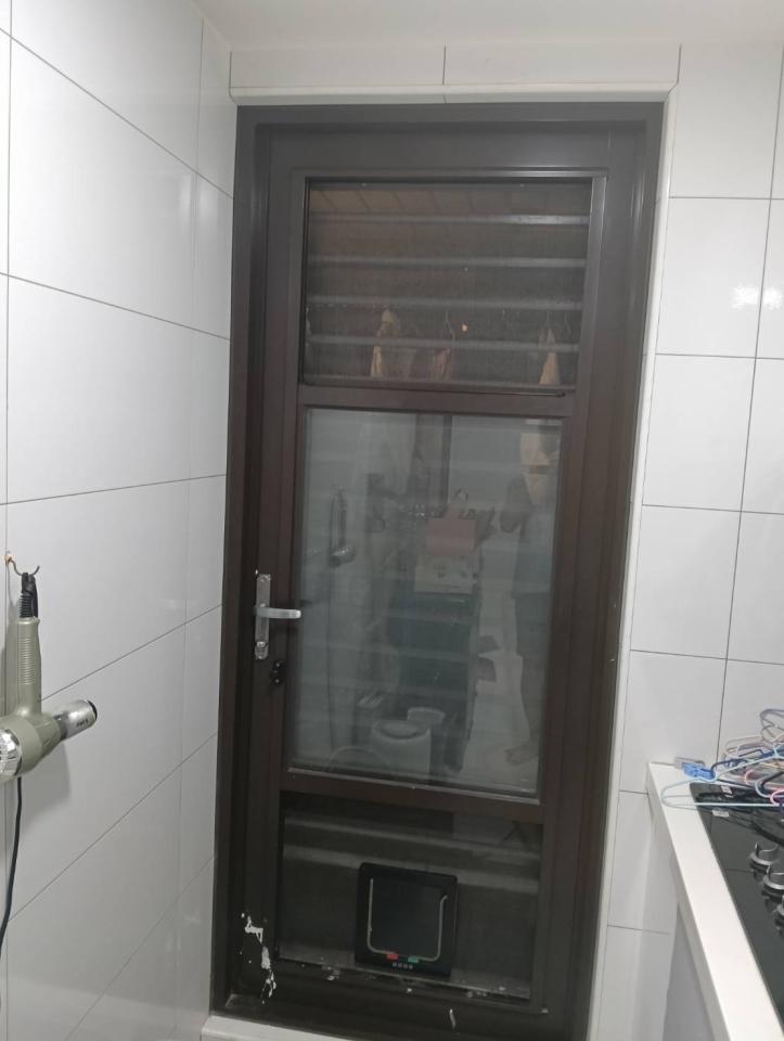 門片維修案件圖片