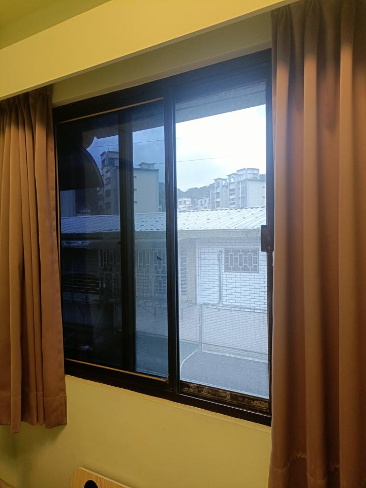 鋁門窗案件圖片