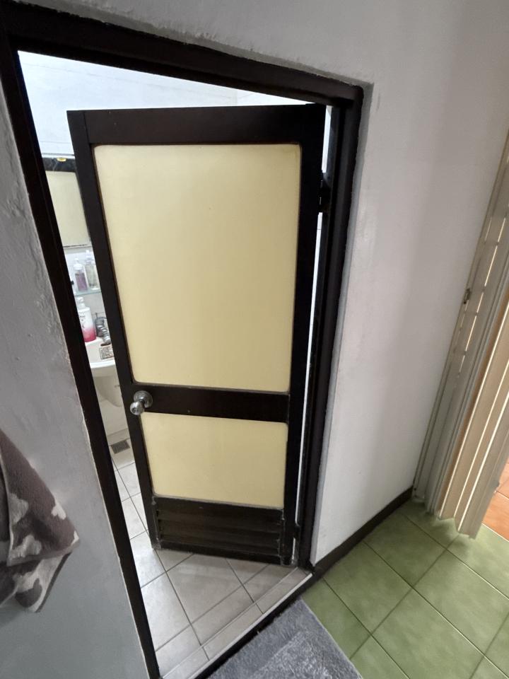 浴室門案件圖片