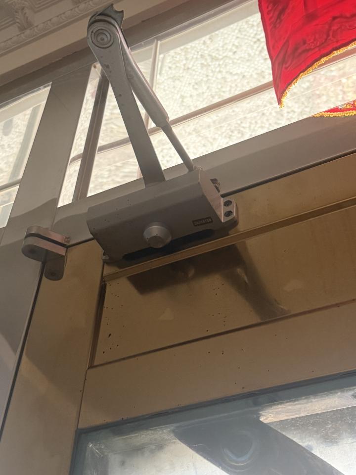 門片維修案件圖片