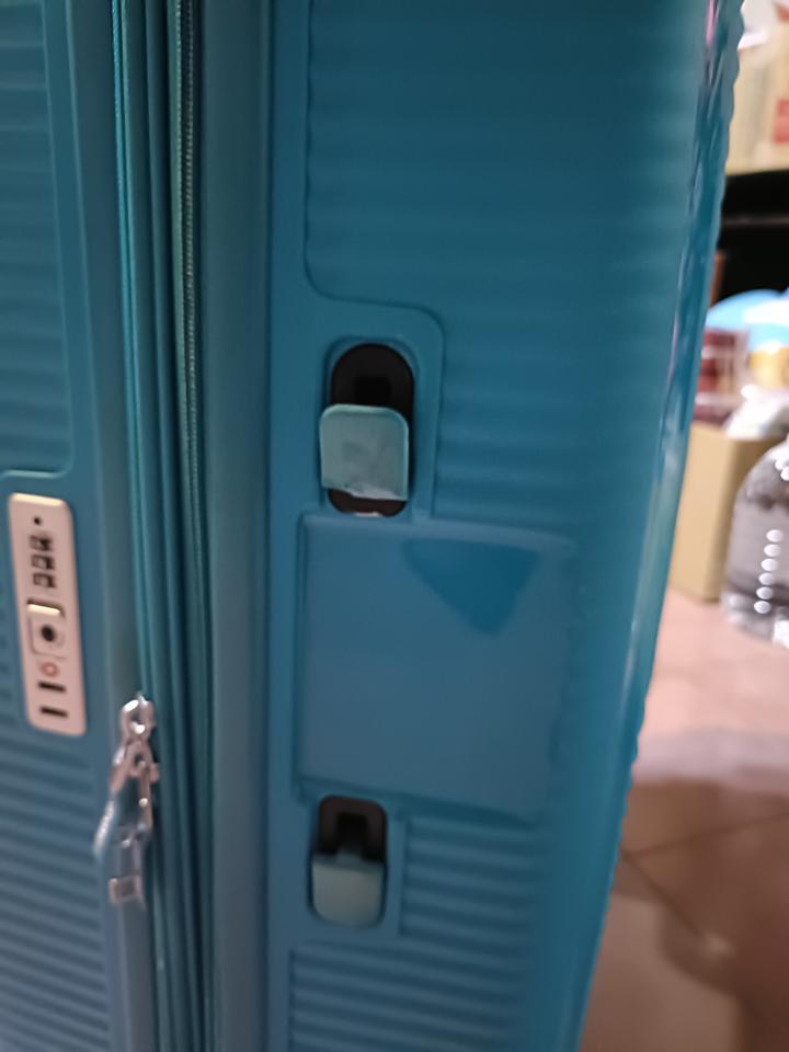 行李箱維修案件圖片