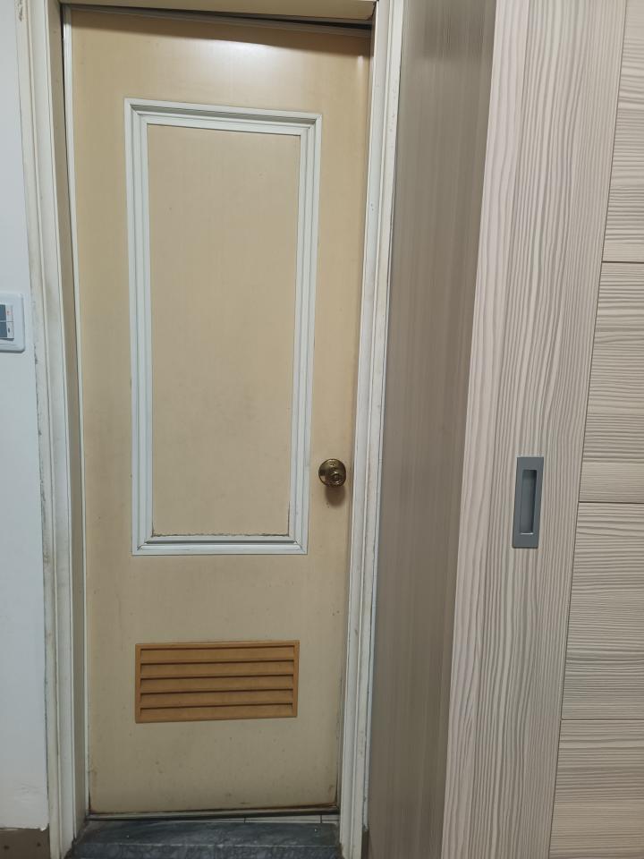 浴室門案件圖片