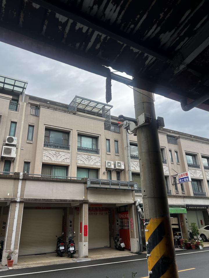 屋簷排水槽施工案件圖片