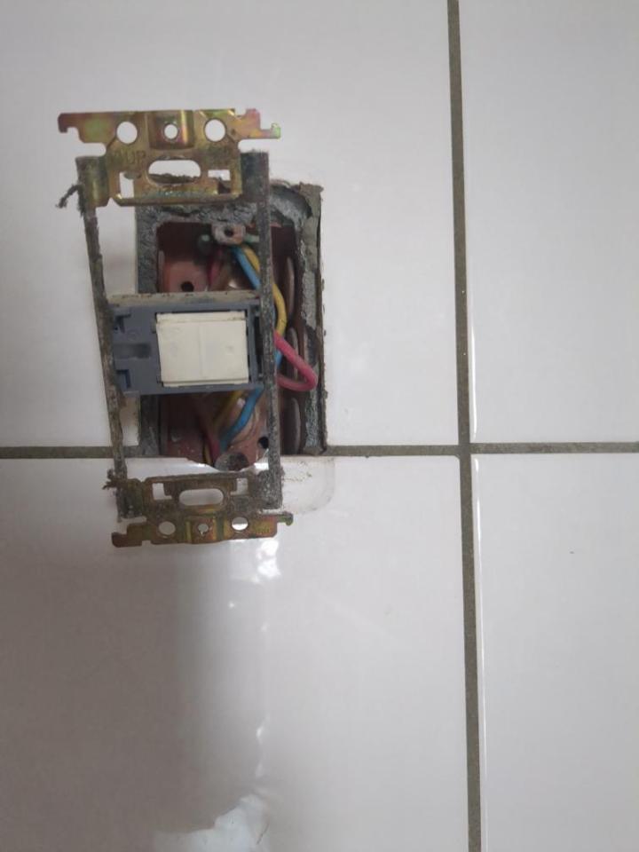 燈具維修案件圖片