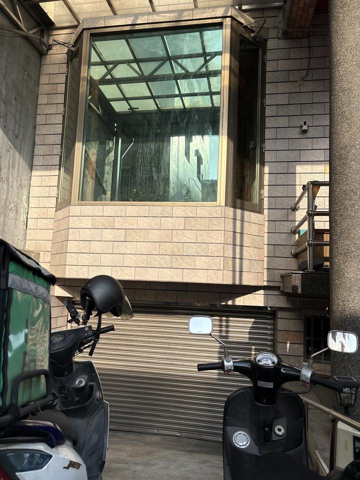 玻璃清潔案件圖片