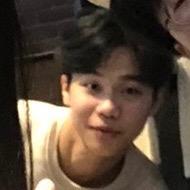 提供電子琴架服務的專家洪志碩