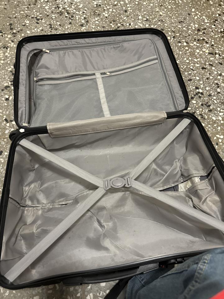 行李箱維修案件圖片