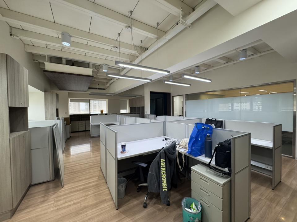 辦公家具回收案件圖片