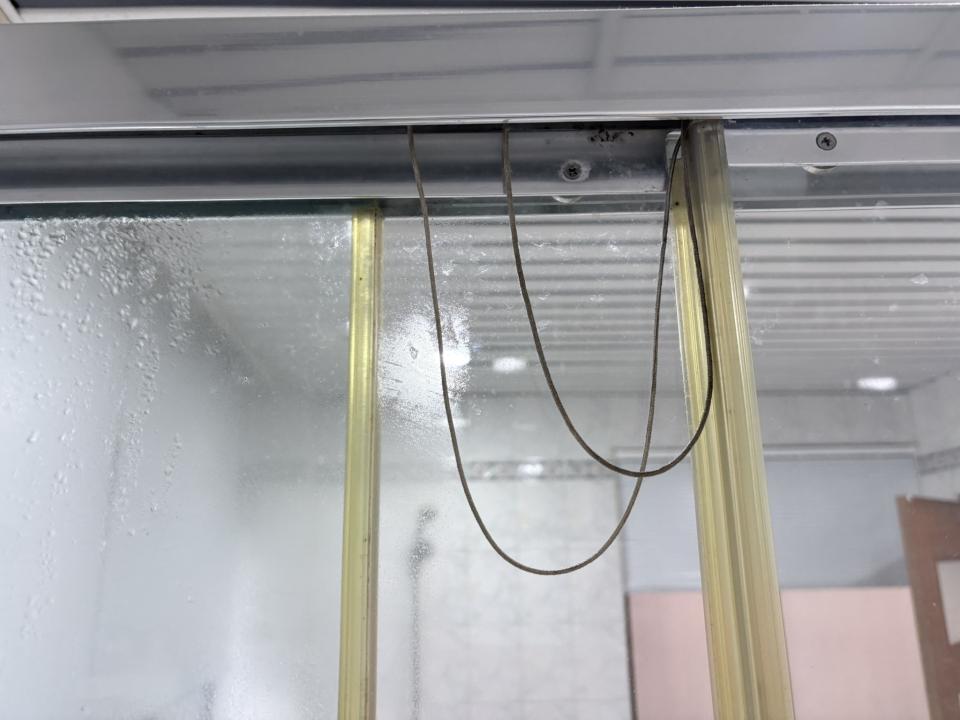 淋浴拉門安裝維修案件圖片