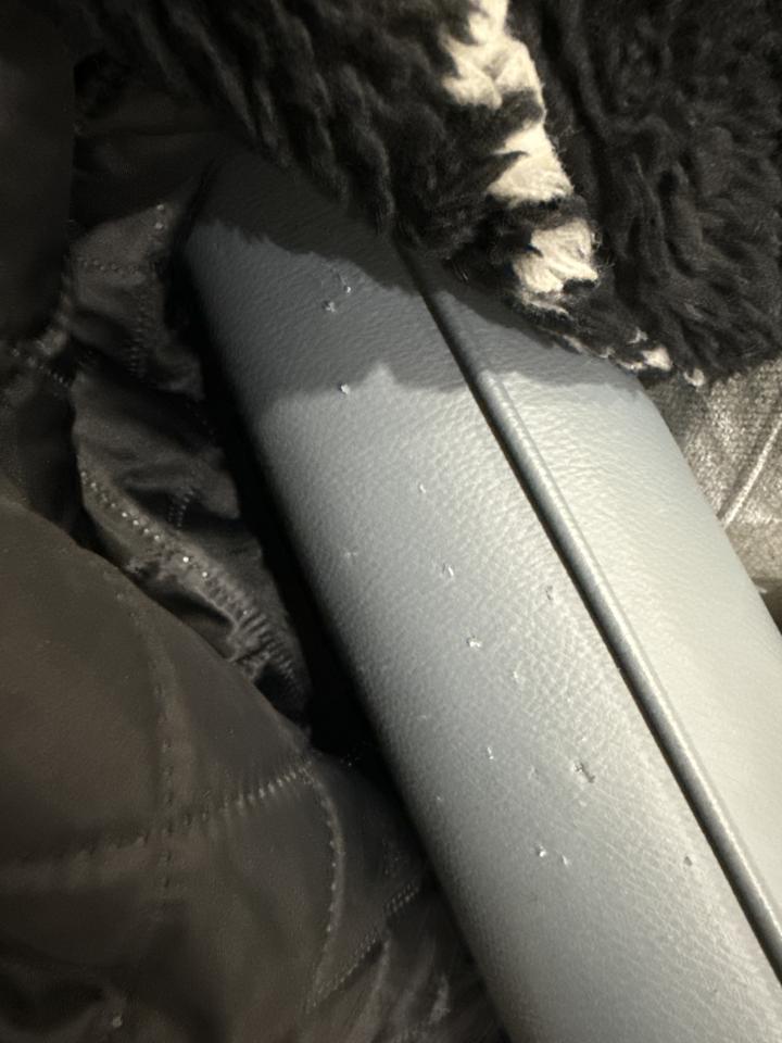 沙發修理案件圖片