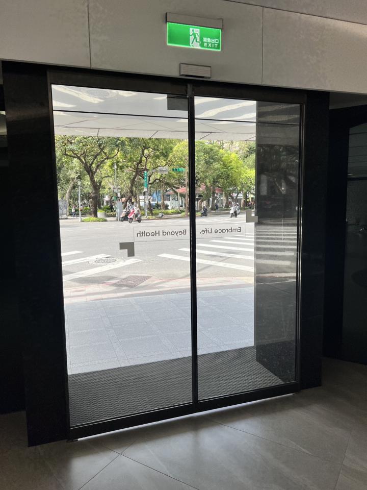 空氣門安裝案件圖片