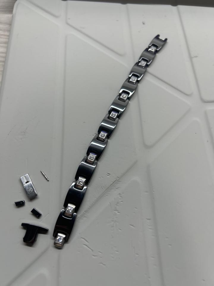 鐘錶行案件圖片