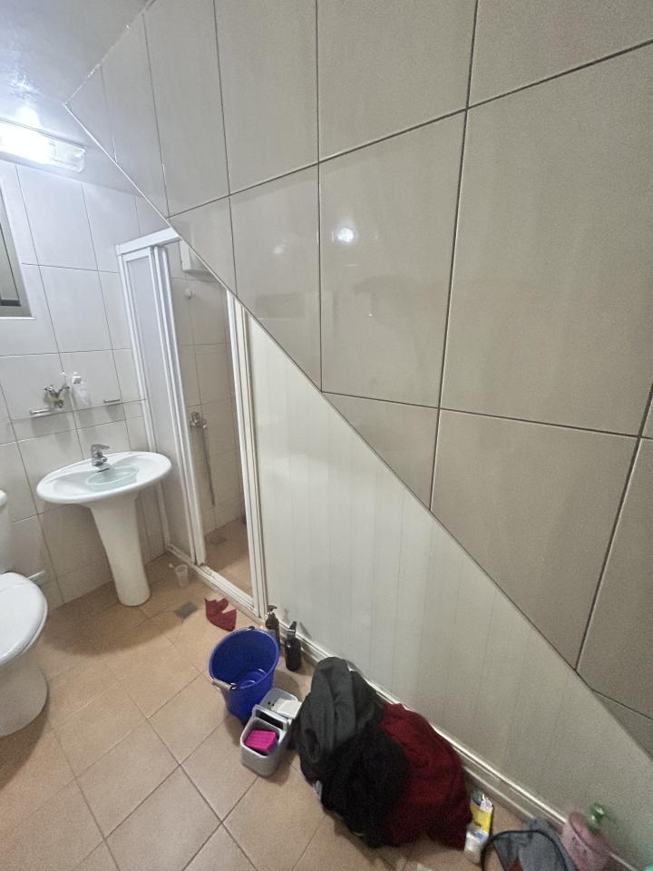 浴室門案件圖片