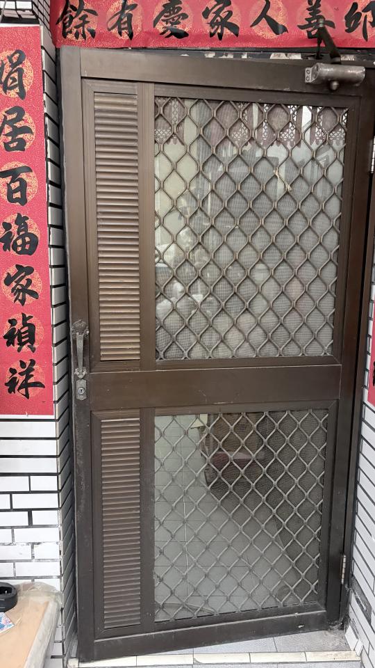 門片維修案件圖片