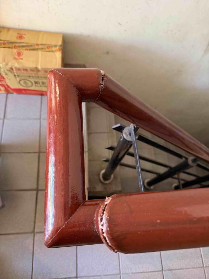 樓梯扶手案件圖片