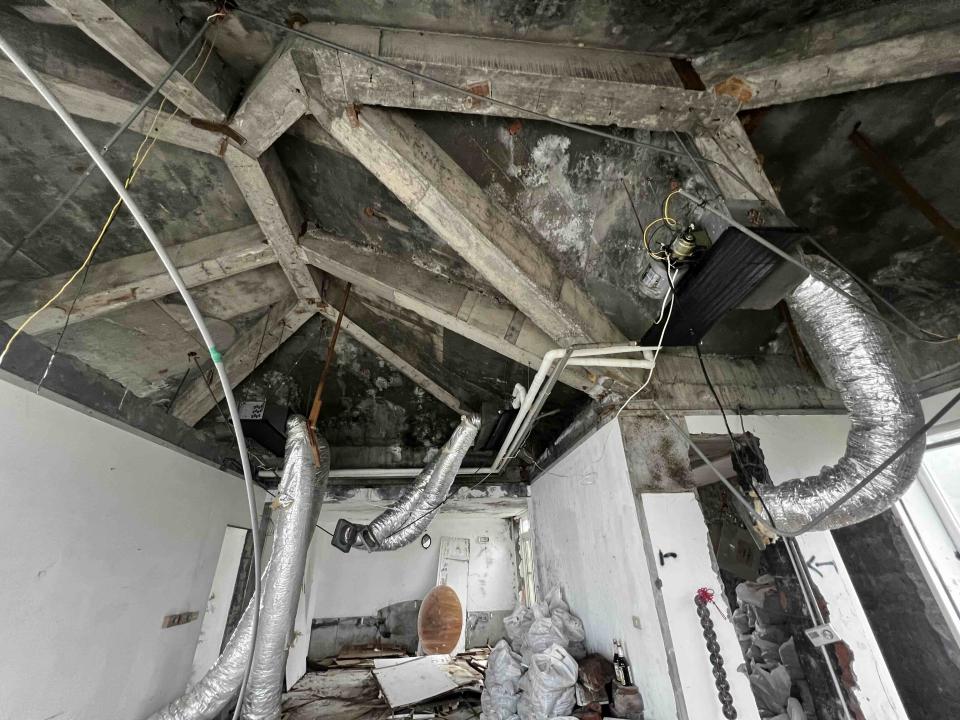 吊隱式除濕機安裝案件圖片