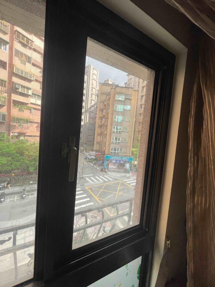 紗窗裝修案件圖片