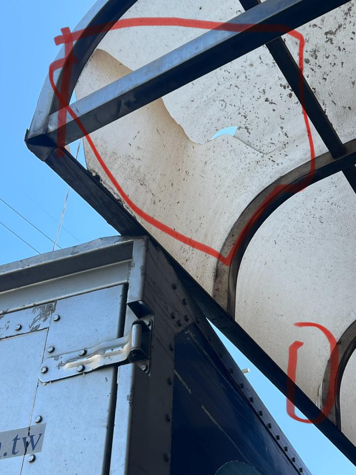 採光罩案件圖片