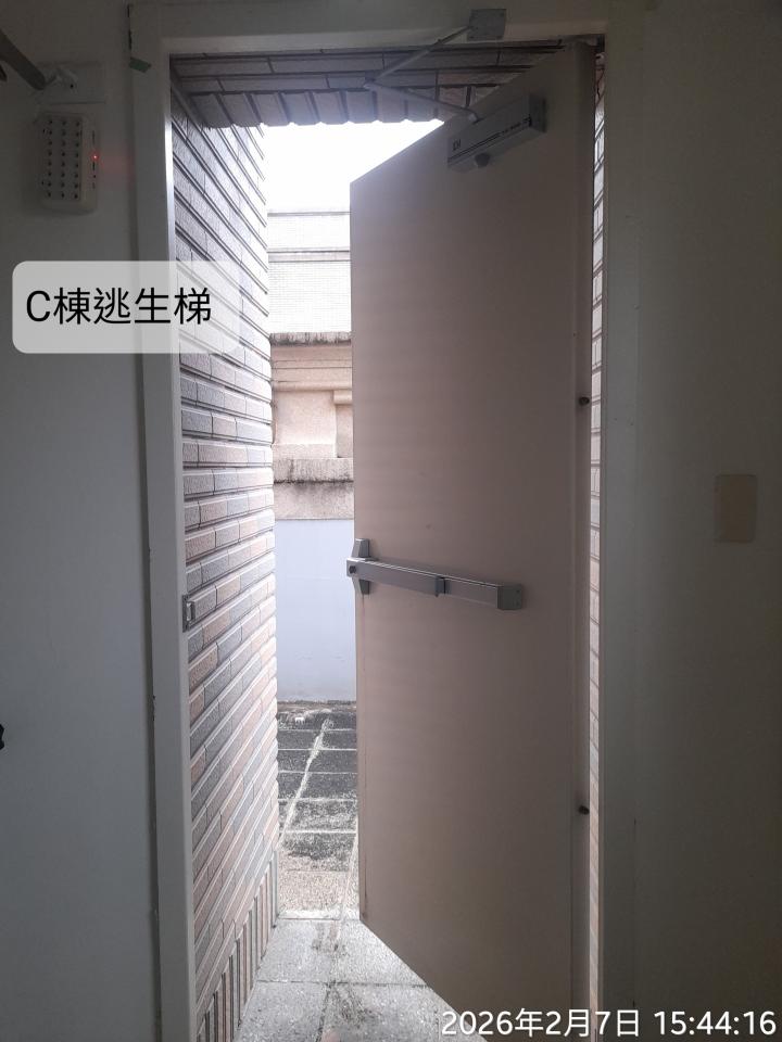 門片維修案件圖片