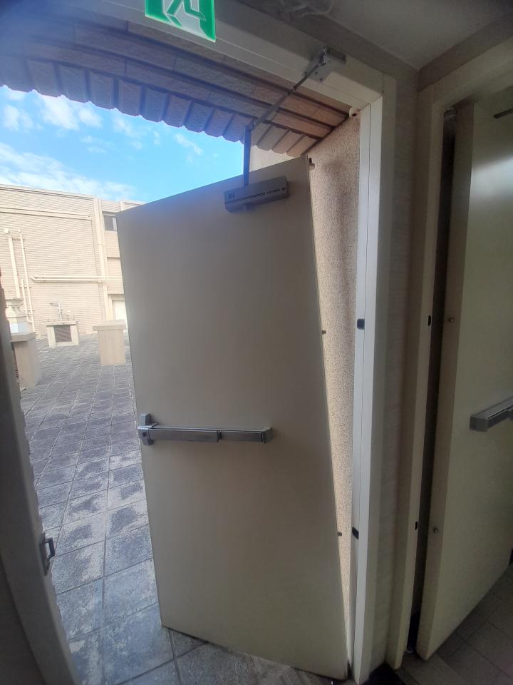 門片維修案件圖片