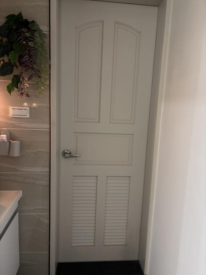 浴室門案件圖片