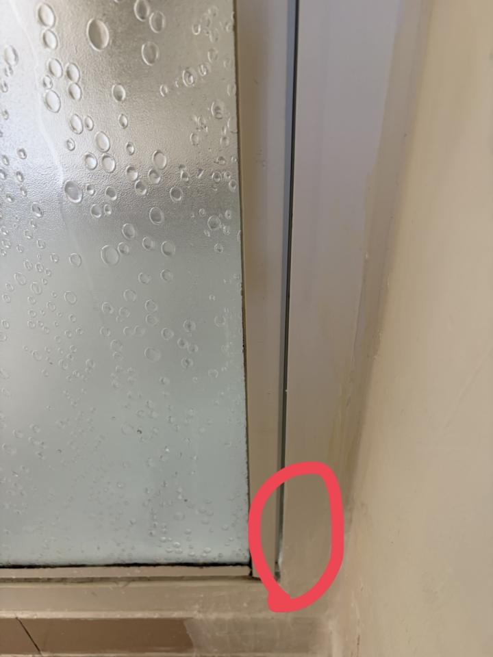 淋浴拉門安裝維修案件圖片