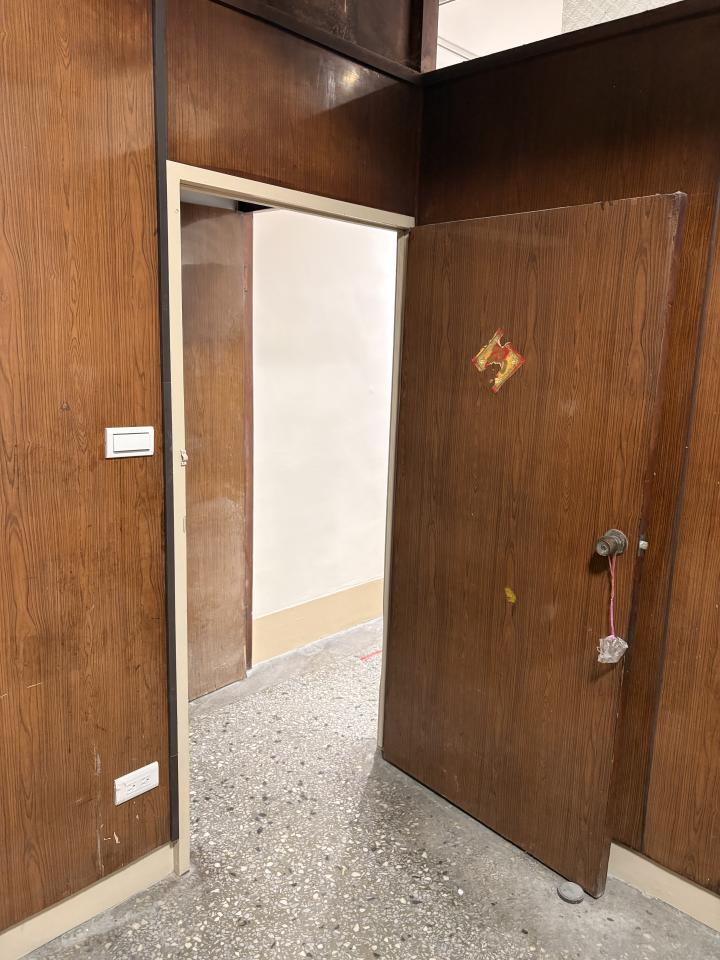 門片安裝案件圖片