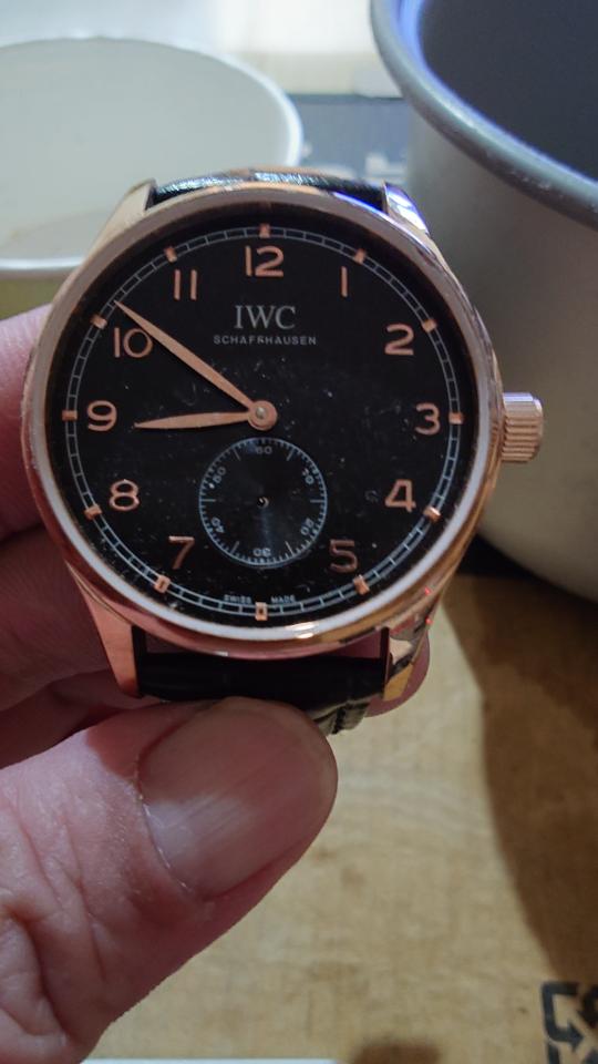 鐘錶行案件圖片