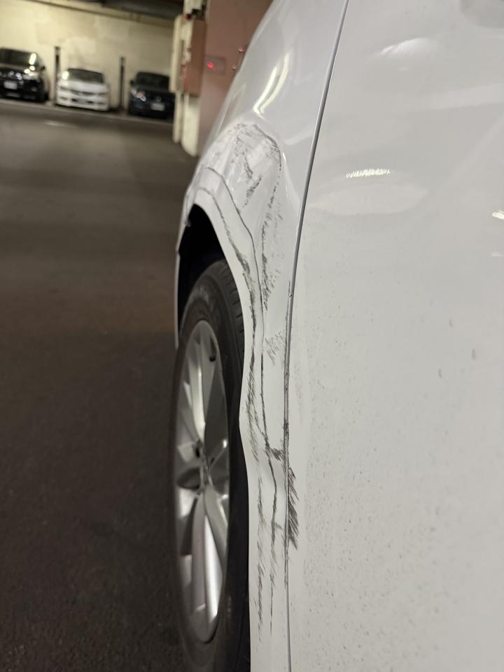 汽車板金烤漆案件圖片