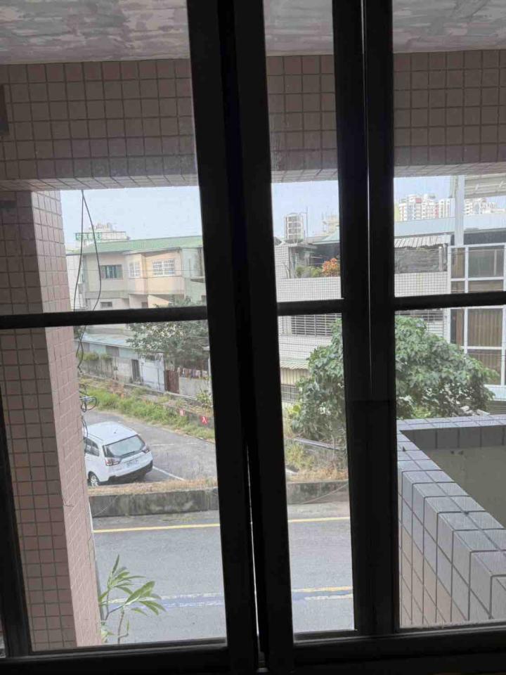 窗戶維修案件圖片