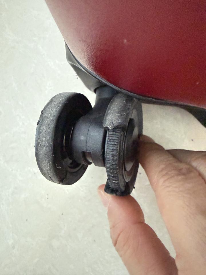 行李箱維修案件圖片