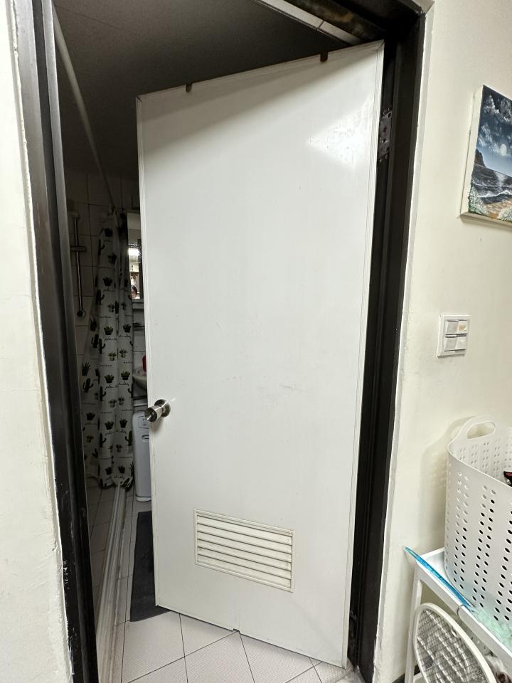 浴室門案件圖片